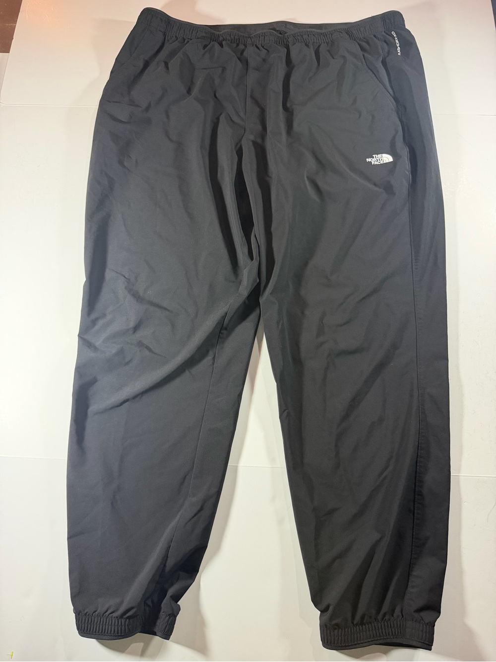 The North Face Men's Black Elastic Cuff Jogger Pants